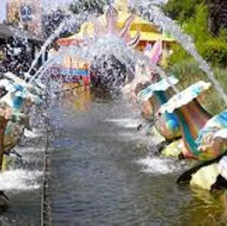 Mipro Mobilhome לידו דה ספינה